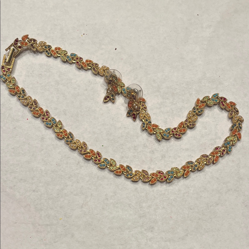 Elegant Gold and Multicolor Gems Leaf Necklace